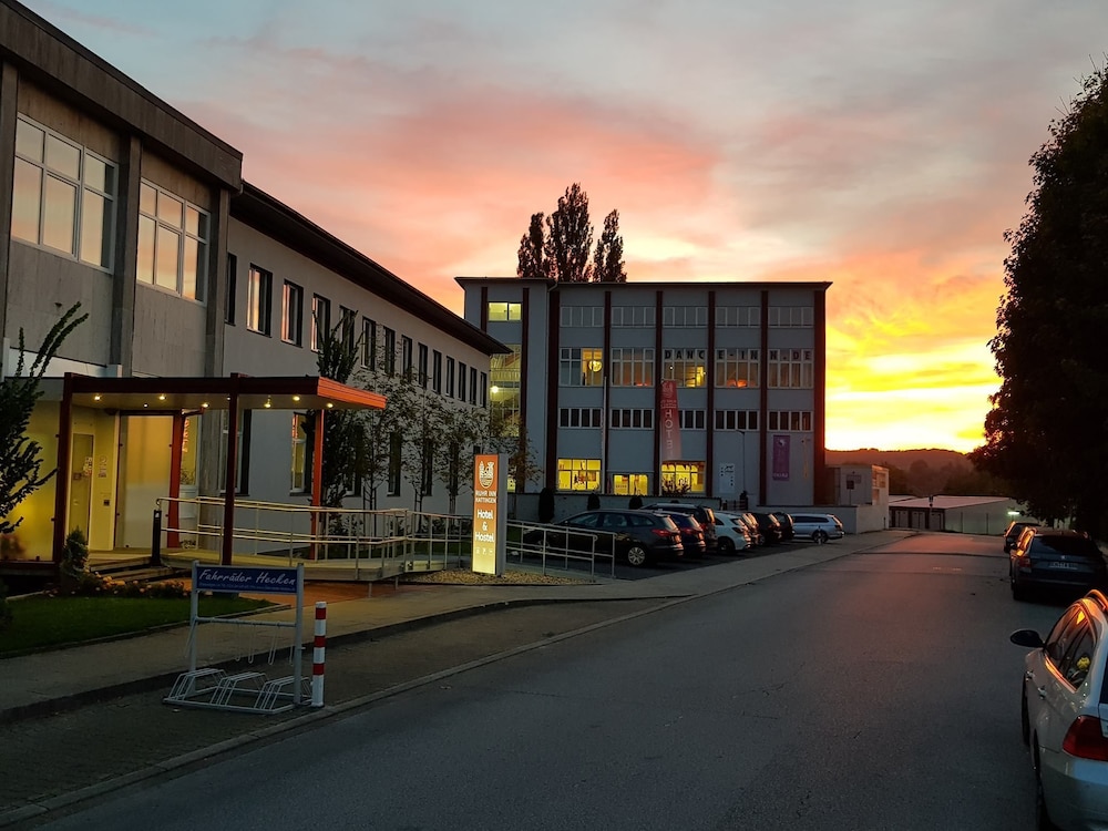 Ruhr Inn Hotel — 4-Star Luxury Hotel in Hattingen, Germany