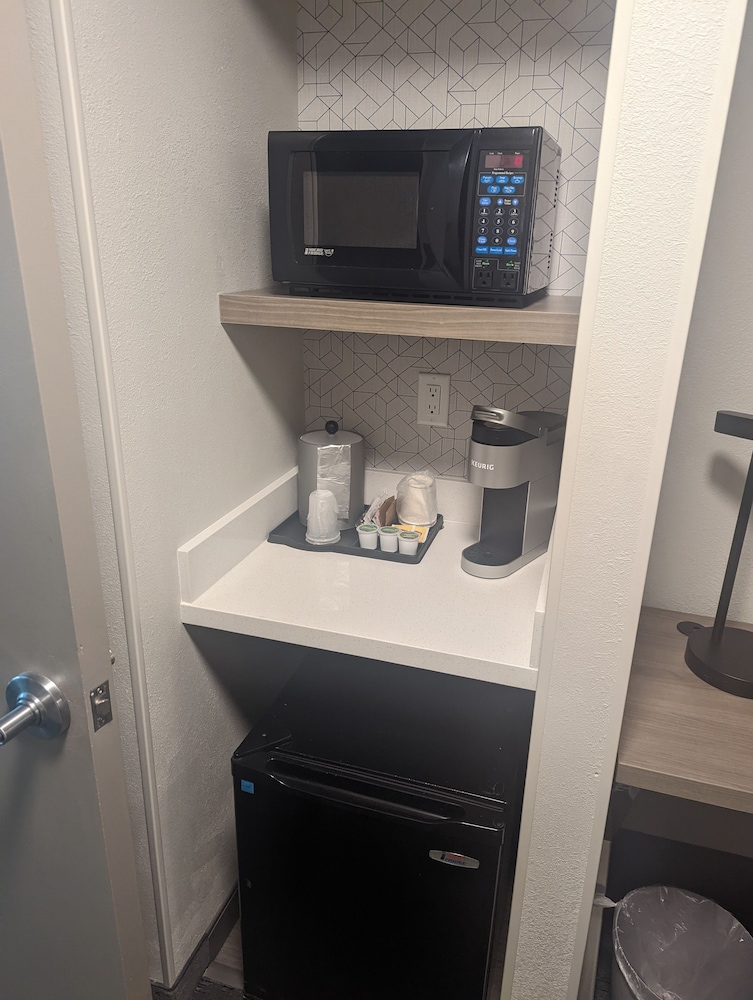 Holiday Inn Express & Suites Salt Lake City N Bountiful - photo 20
