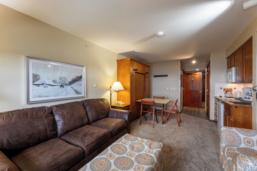 Rimfire Lodge - photo 12