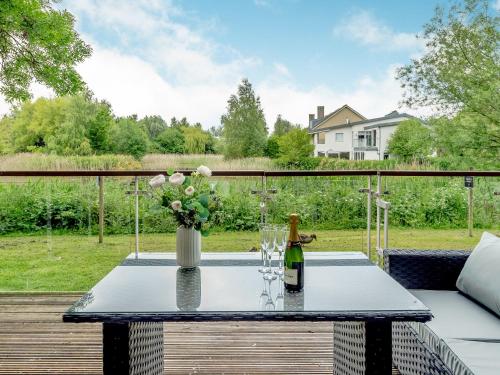 Plovers Nest At Lower Mill — 5-Star Luxury Hotel in Cirencester, United Kingdom
