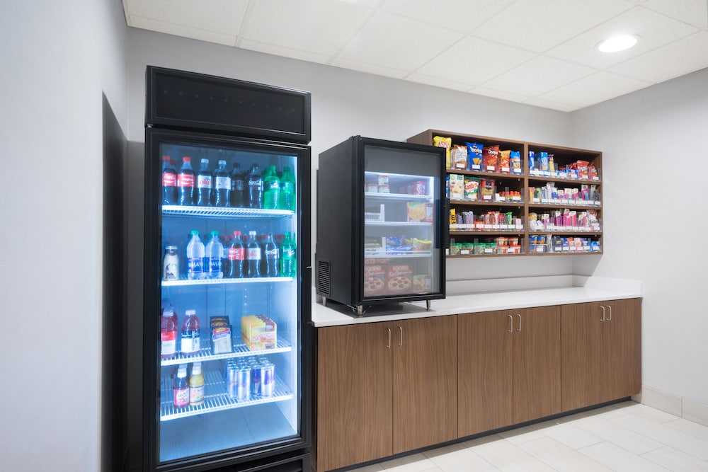 Holiday Inn Express Hotel & Suites Frankfort by IHG - photo 20