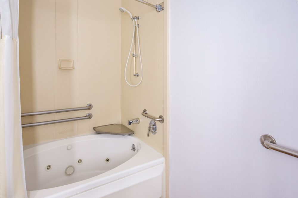 Hilton Garden Inn Folsom - photo 26