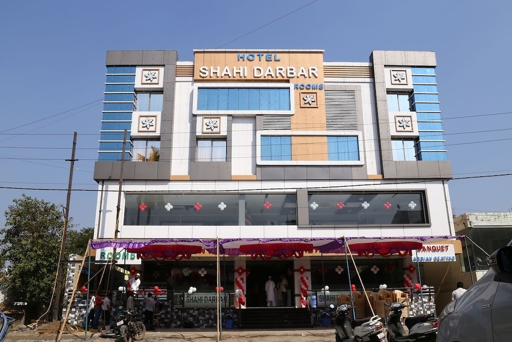 Hotel Shahi Darbar - carbon neutral hotel in Navsari