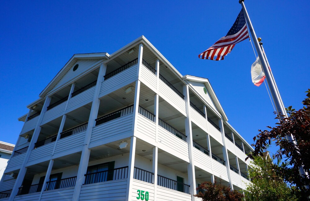 San Mateo SFO Airport Hotel - photo 35