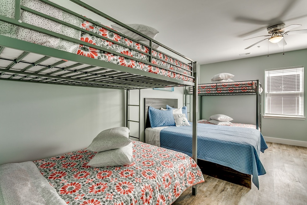 Together Resorts Cherry Grove Resort at 5405 B N Ocean Blvd - photo 28