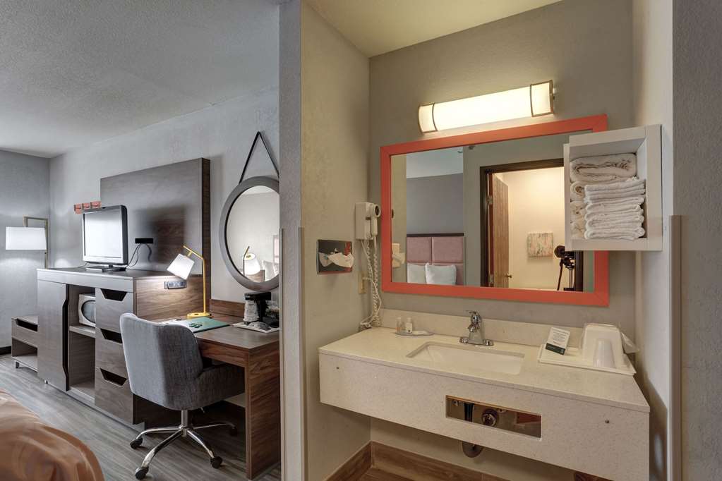 Quality Inn Pierre Fort Pierre - photo 24