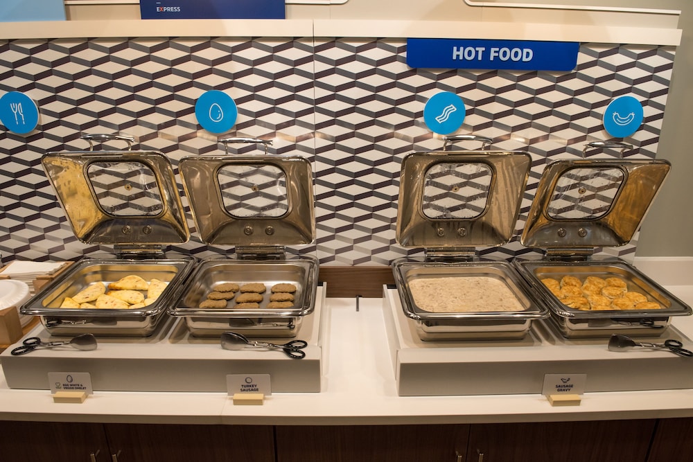 Holiday Inn Express & Suites Dayton North Vandalia by IHG - photo 23