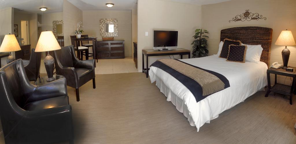 SmokeTree Resort and Bungalows - photo 12