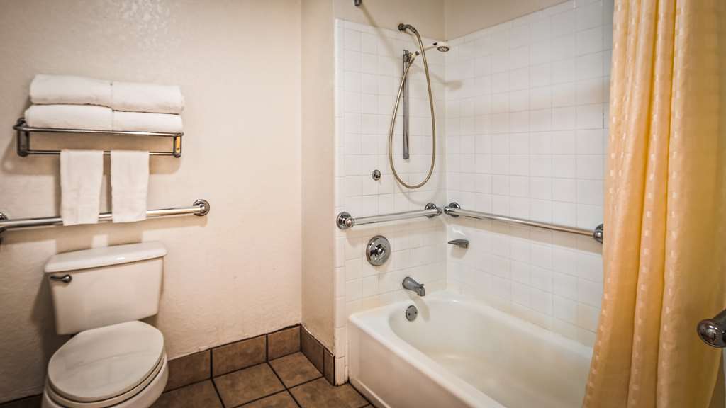 SureStay Hotel by Best Western Floresville - photo 12