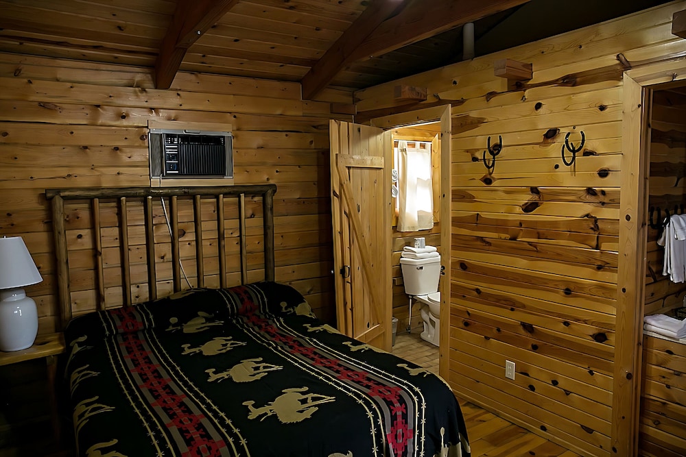Holy Smoke Resort - photo 20