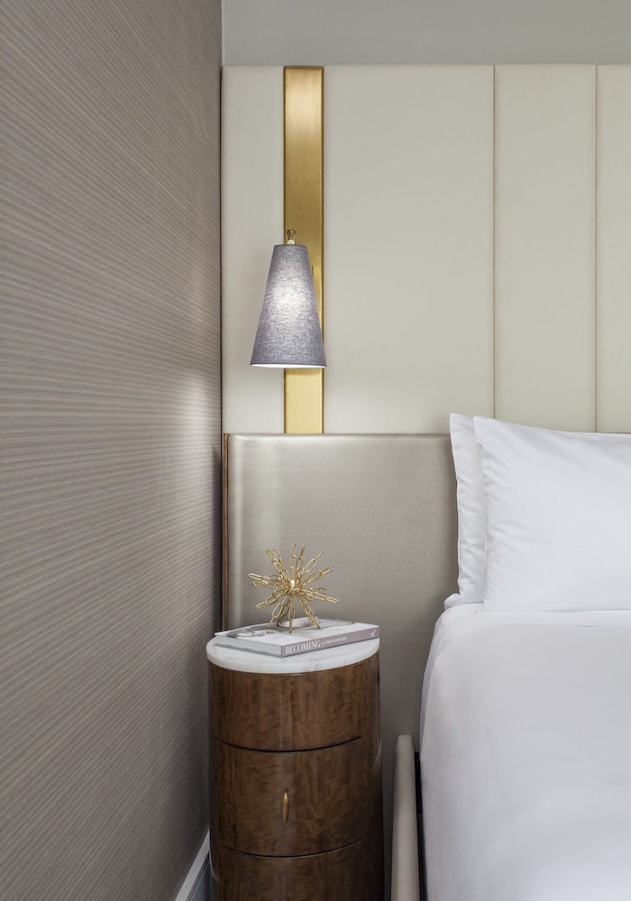 Hotel Crescent Court - photo 7