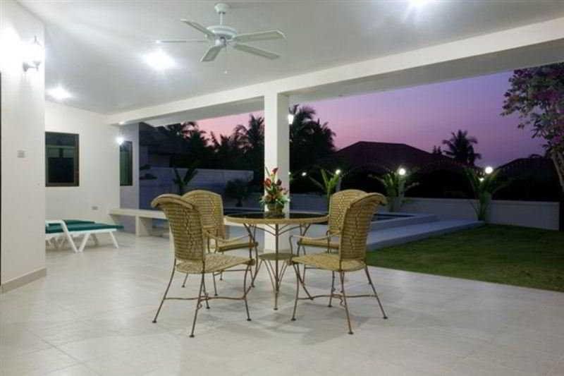 Mabprachan Lake Villa — 4-Star Luxury Hotel in Chon Buri, Thailand