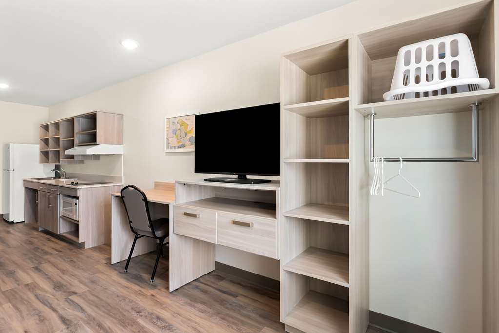 Woodspring Suites Savannah West Chatham Parkway - photo 22