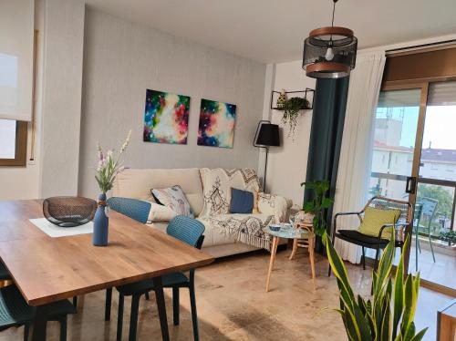 Concordia Con Parking En El Puerto de Cambrils in Cambrils, Spain