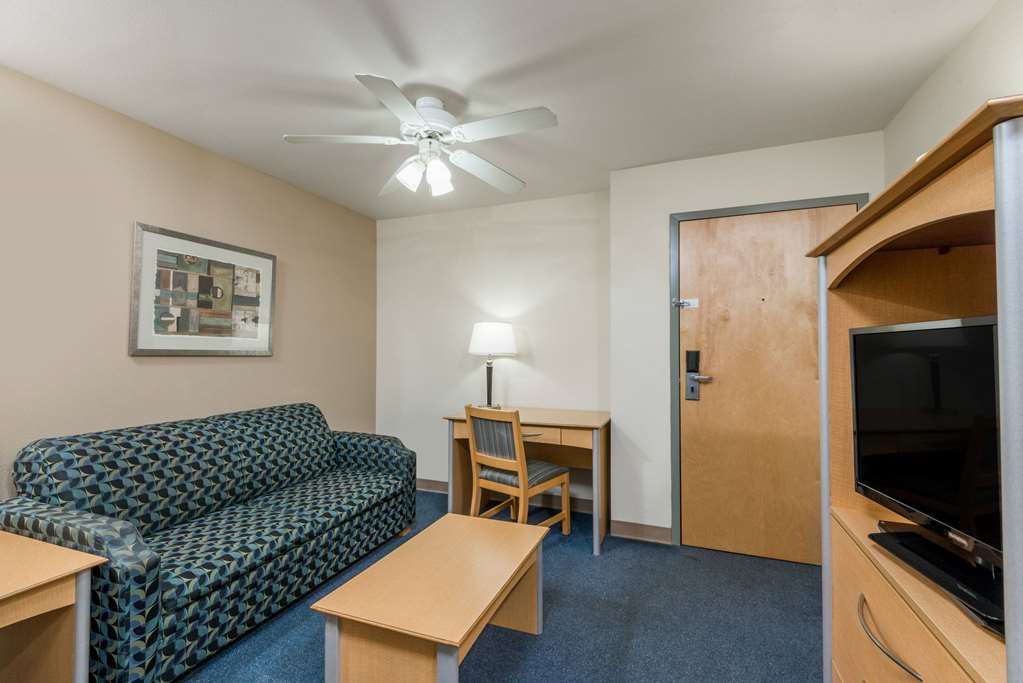 Baymont by Wyndham Noblesville - photo 24