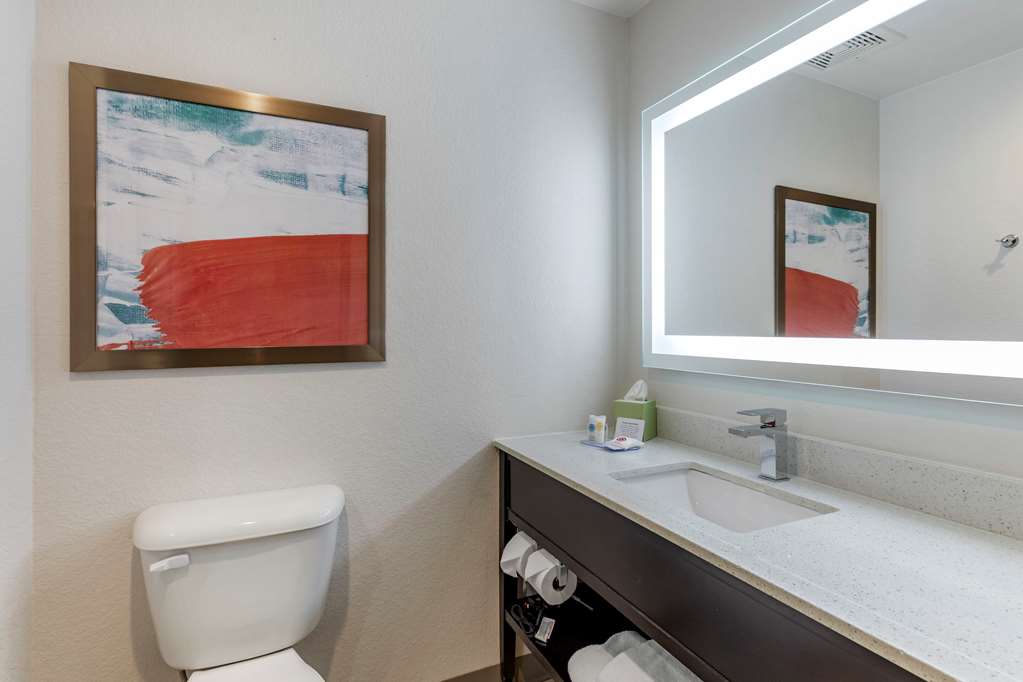 Comfort Inn & Suites Bennett - photo 24