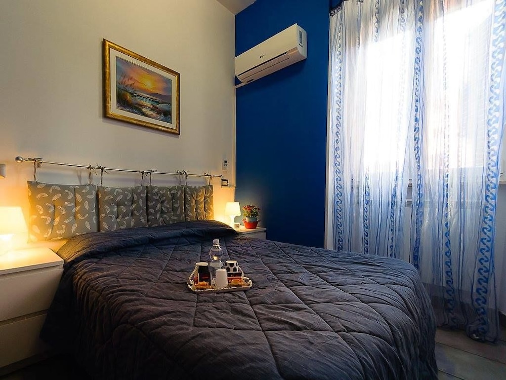 Adriatic Room Ciampino — hotel in Ciampino