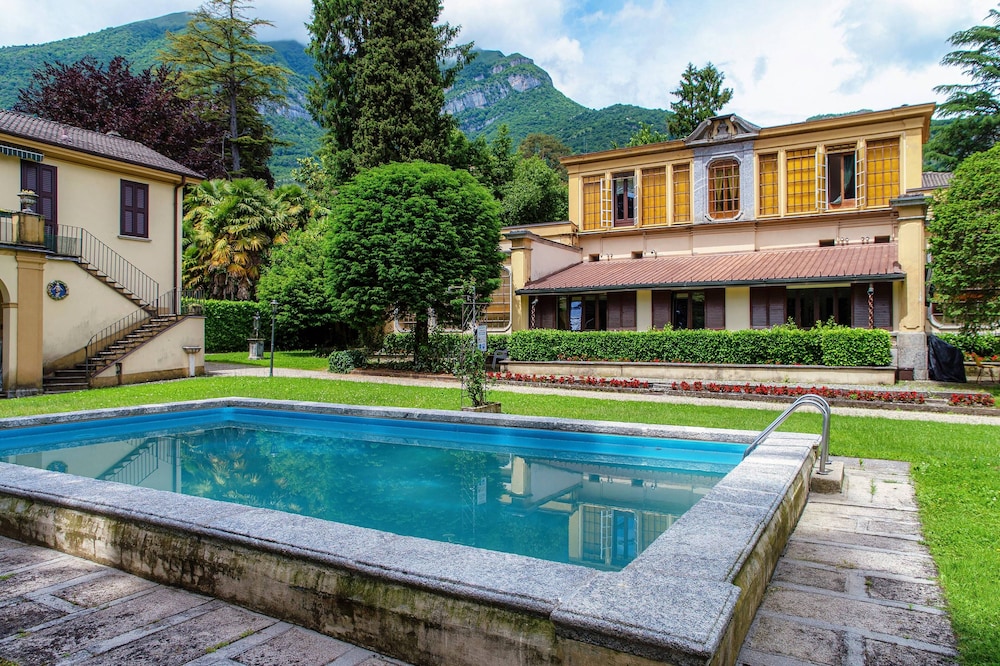 L'Orangerie di Villa Mayer — 4-Star Luxury Hotel in Tremezzo, Italy