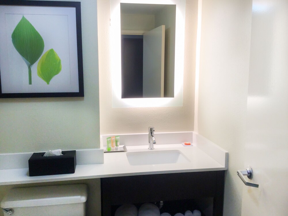 Best Western Charleston - photo 19