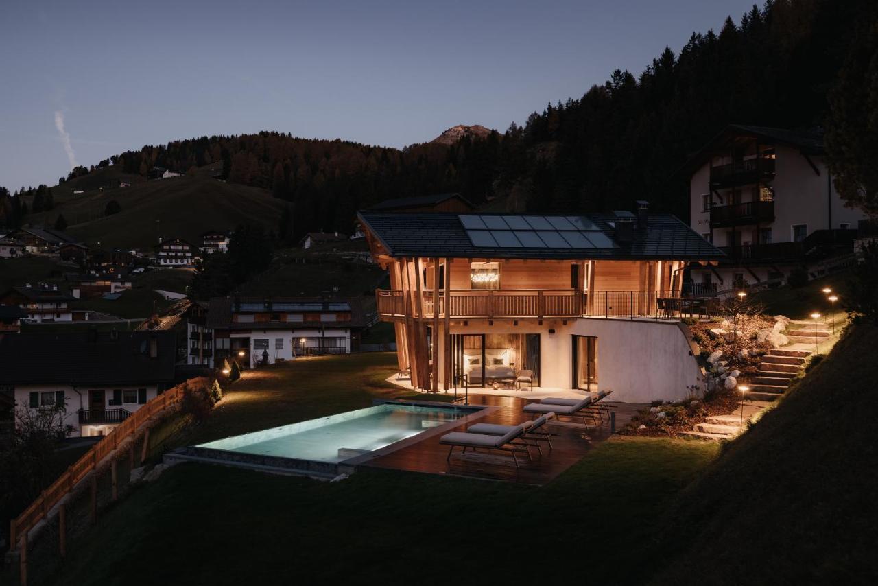 Luxury SPA Chalet Lum D'or — 5-Star Luxury Hotel in Selva, Italy