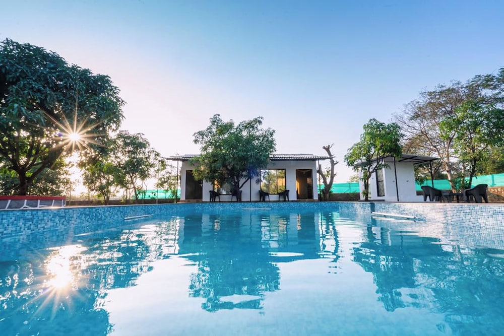 Lsq Ruturaj Farms in Karjat, India