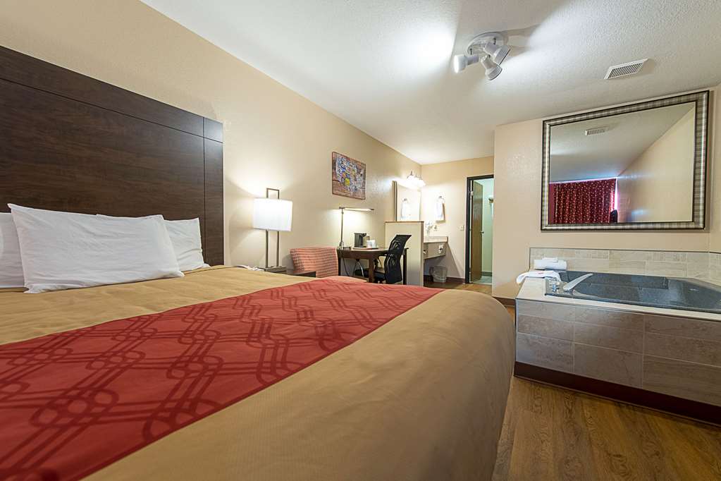 Econo Lodge Buckley Bonney Lake - photo 24