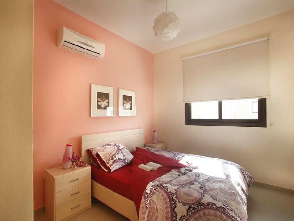 Valentina Townhouse