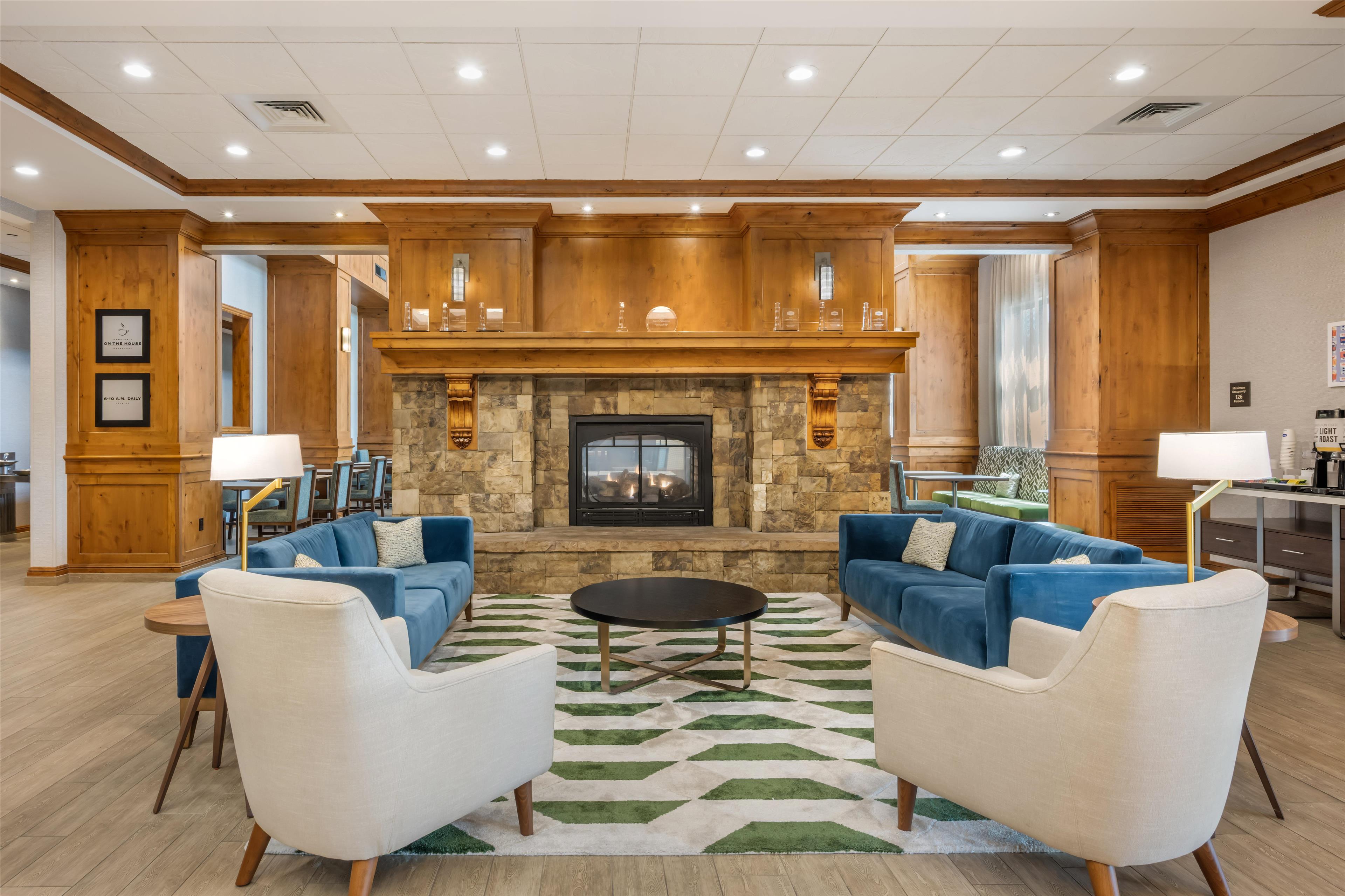 Hampton Inn & Suites Coeur d' Alene - carbon neutral hotel in Coeur D'alene