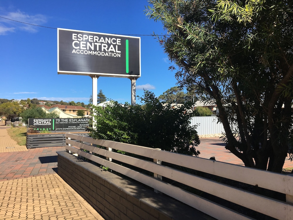 Esperance Central Apartments — 4-Star Luxury Hotel in Esperance, Australia
