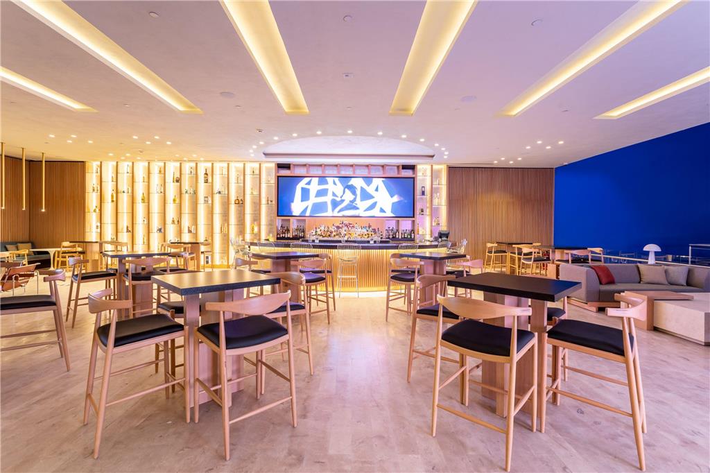 Blue Lounge Bar