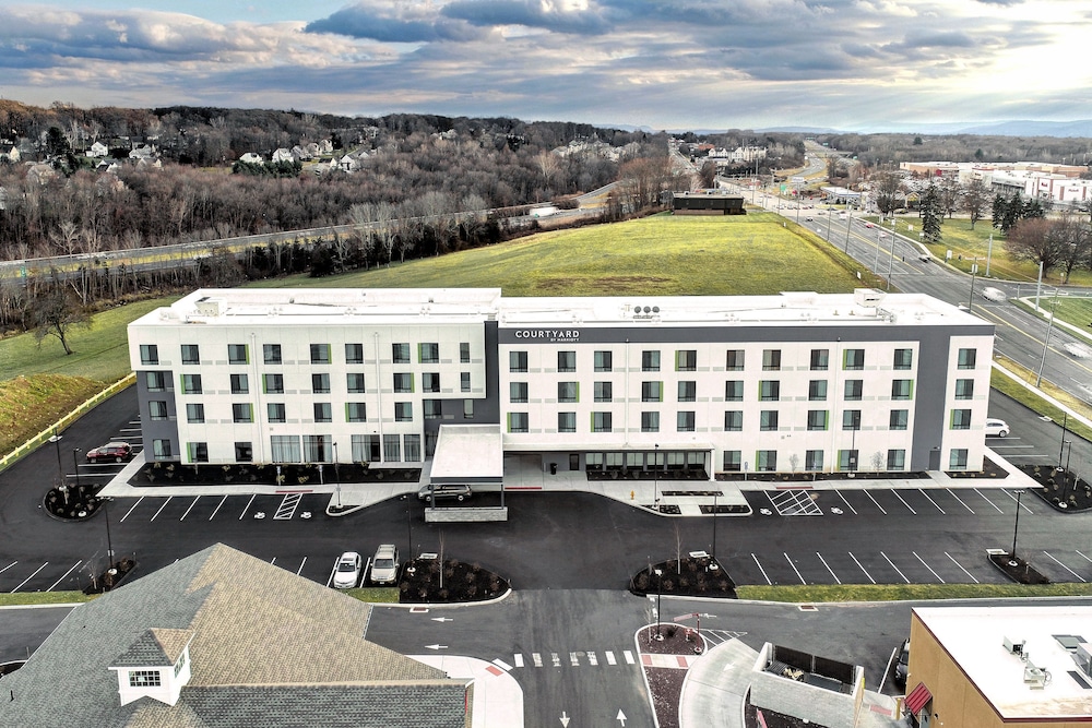 Courtyard by Marriott Southington - photo 23