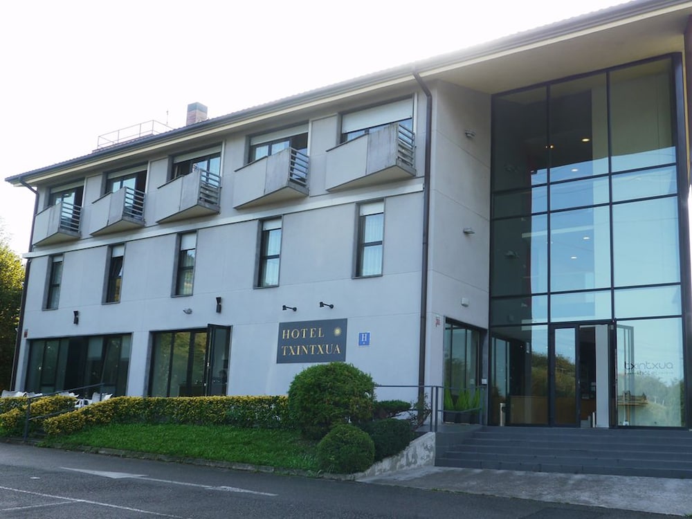 Hotel Txintxua - carbon neutral hotel in Hernani