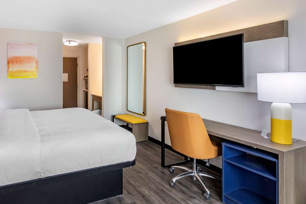 Comfort Inn Mount Pleasant Racine - photo 7