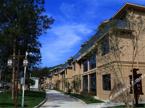 Yuexi rainbow Resort — hotel in Yuecheng