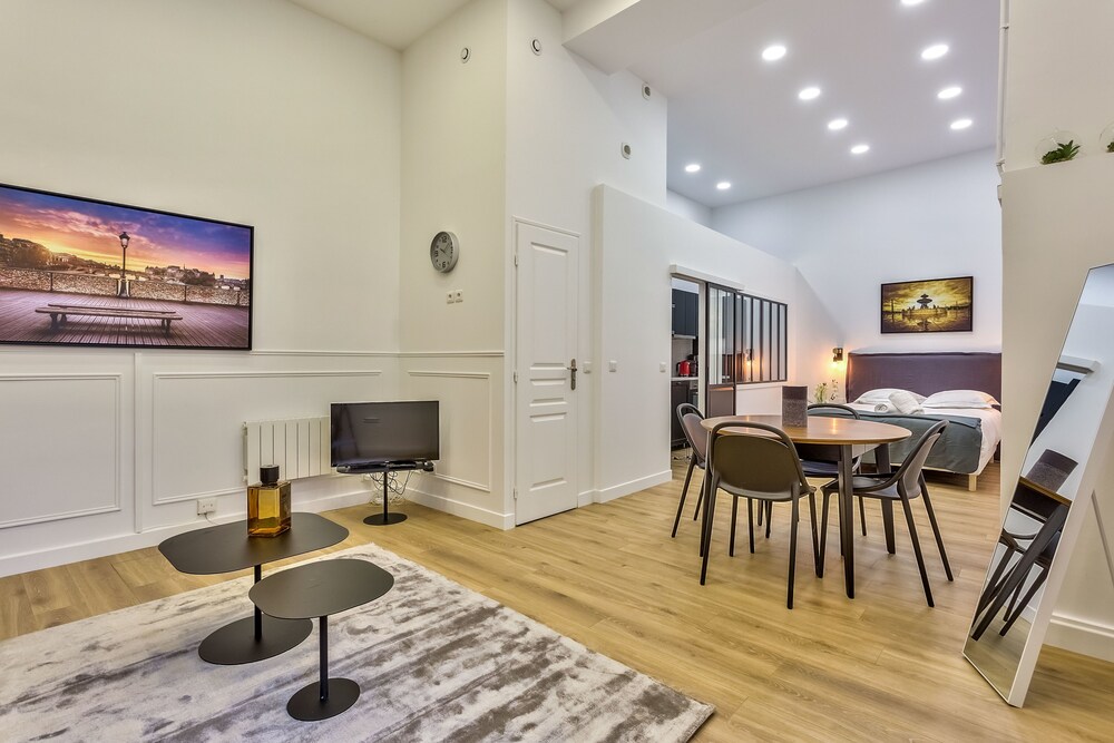 05 Parisian Design Loft in Paris, France