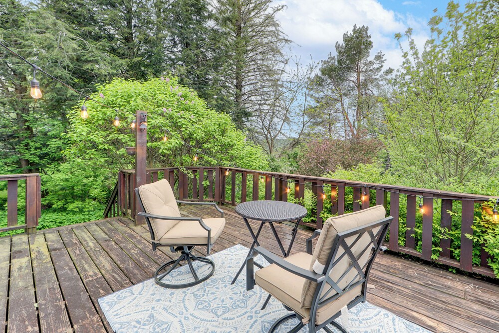 1 Mi to Main St: Rural Gem in Cherry Valley — hotel in Cherry Valley