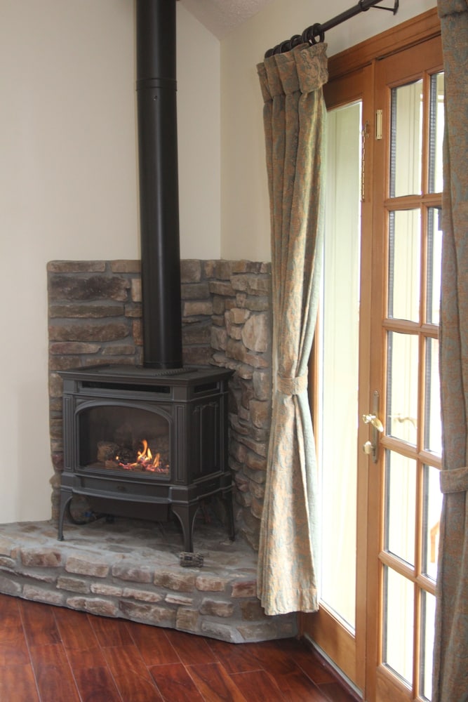 Hillwinds Inn - photo 12