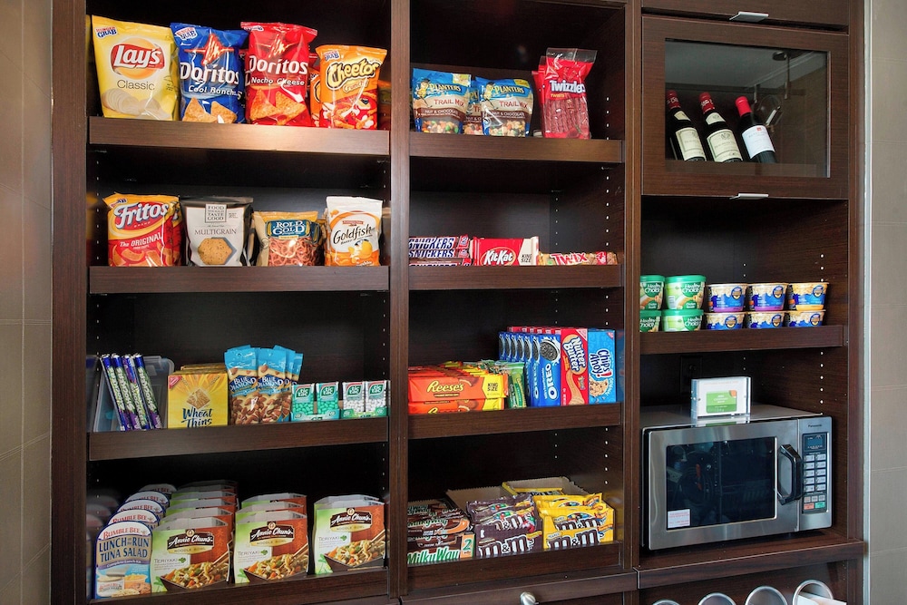 Courtyard by Marriott Dulles Town Center - photo 22