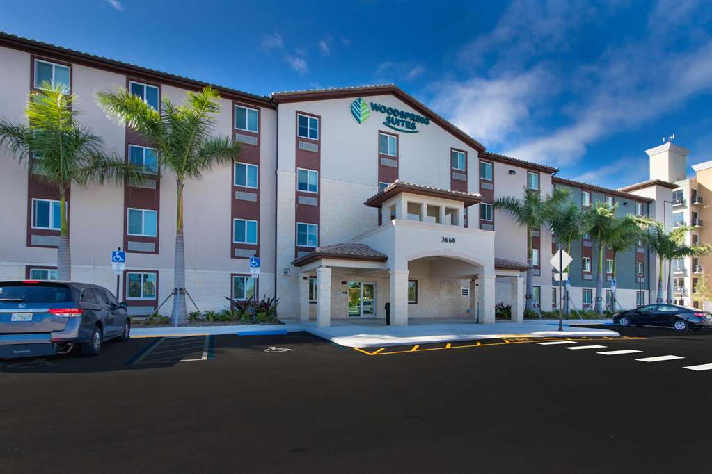 WoodSpring Suites Miramar - photo 2