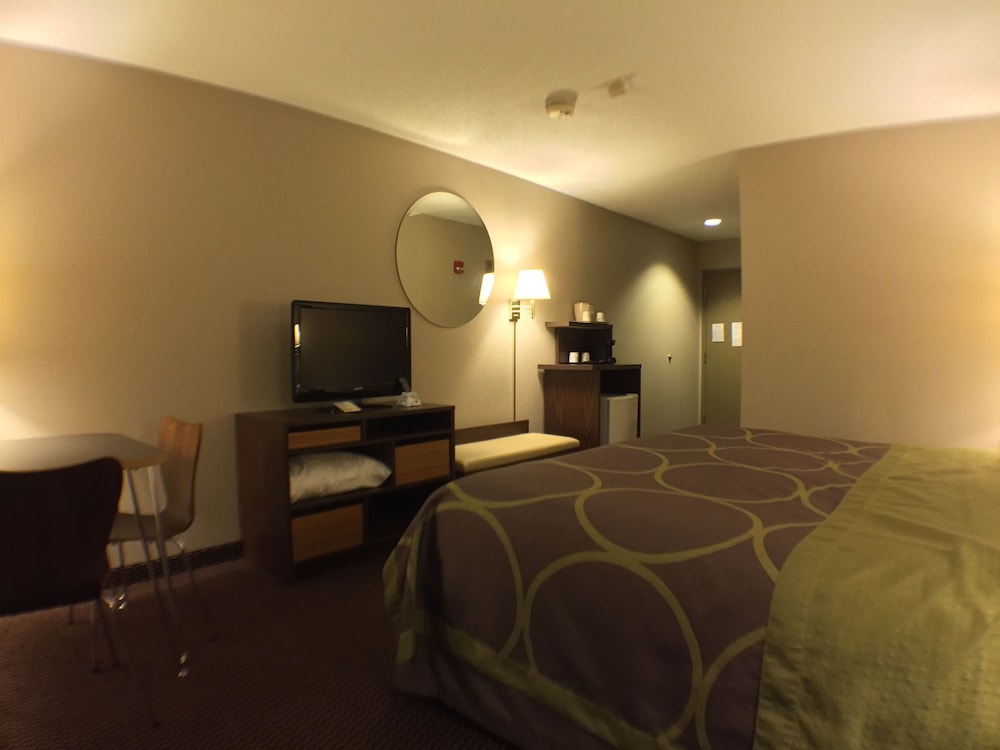 Super 8 by Wyndham Niagara Falls NY - photo 22