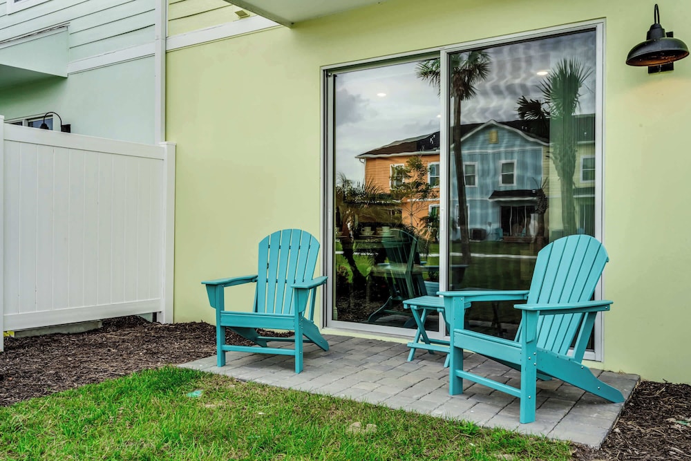 Caribbean Dreamin Vibrant Margaritaville Resort - photo 32
