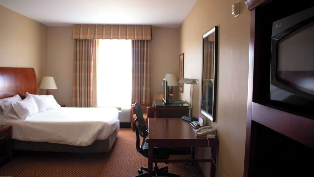 Hilton Garden Inn Laramie - photo 19