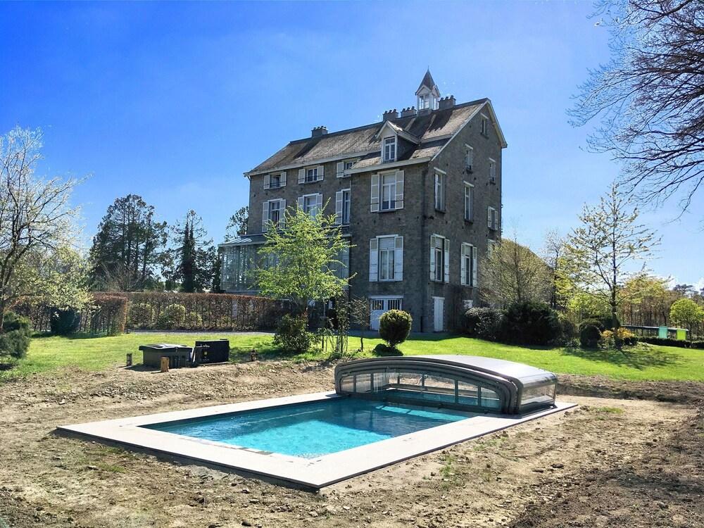Beautiful Manor House in a Park Near Rochefort — 4-Star Luxury Hotel in Nassogne, Belgium