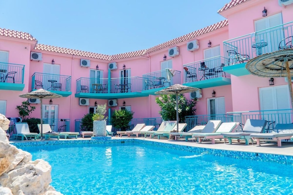 Maui Hotel Laganas — Zakynthos