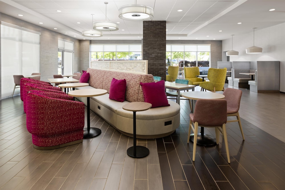 Home2 Suites by Hilton Greenville Downtown - photo 3