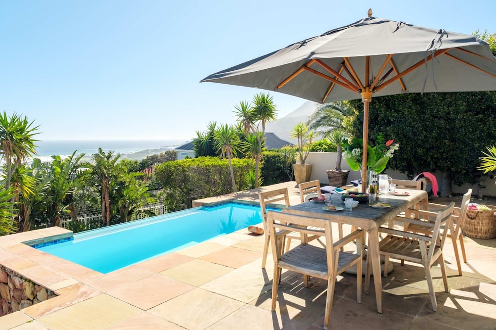 Calico — 4-Star Luxury Hotel in Cape Town, South Africa