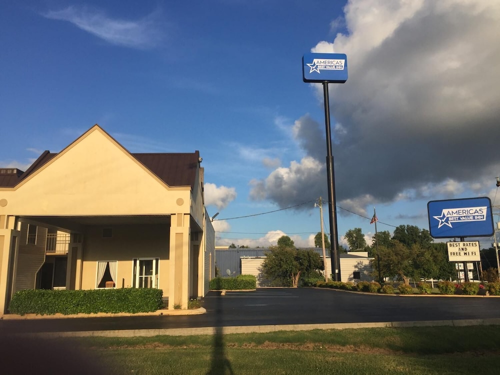 Americas Best Value Inn Manchester TN - photo 24