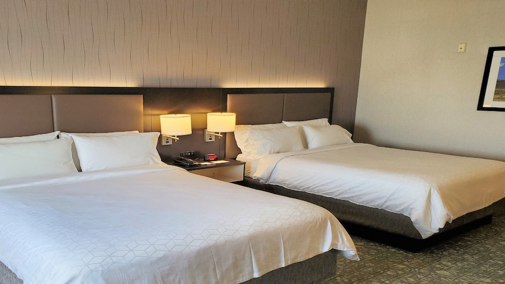 Holiday Inn Express & Suites Cheney by IHG - photo 7