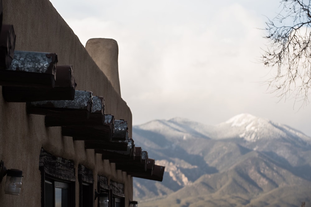 Sagebrush Inn & Suites - photo 162