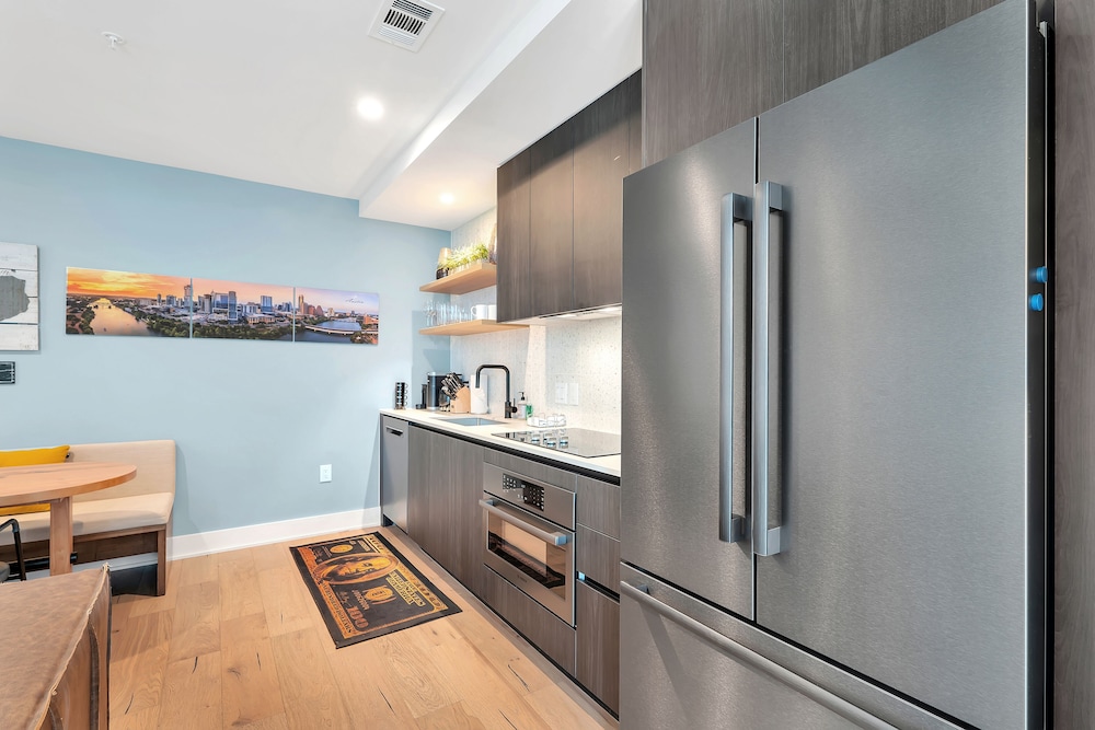 Austin Condo Hotel - photo 317